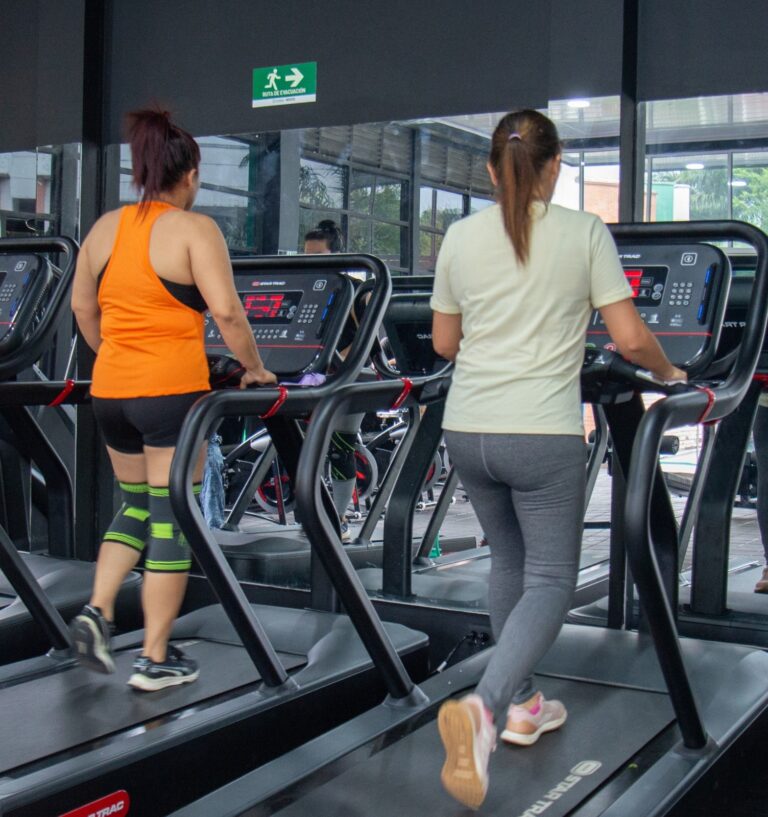 COFREM APERTURA SU MODERNIZADO GIMNASIO DEL PARQUE DE LA VIDA