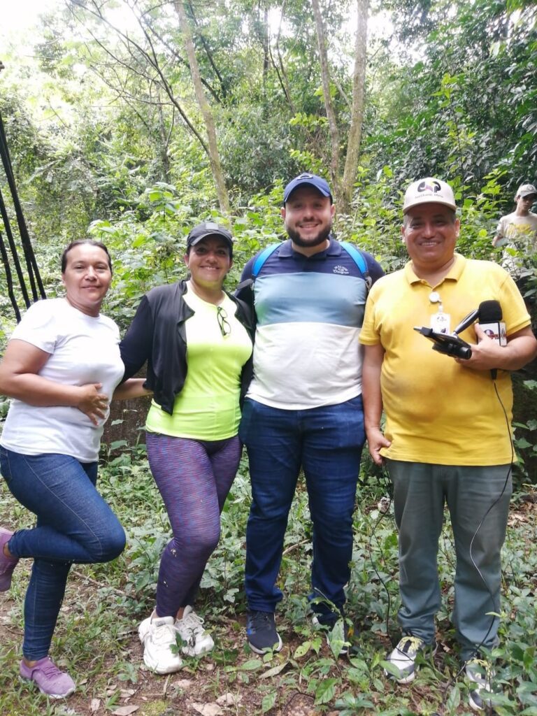 PROTEGER PLACA HUELLA RECLAMAN AL ESTADO  LÍDERES DE SAN LUIS  DE OCOA.