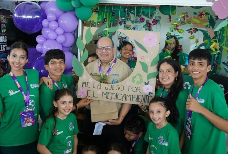 COFREM PRESENTÓ EN LA III FERIA FONIÑEZ LOS BENEFICIOS DEL PROGRAMA DE ATENCIÓN INTEGRAL A LA NIÑEZ
