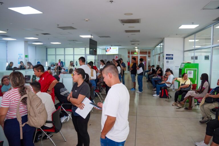 ¡No se deje engañar! Denuncie cobros indebidos en el Fondo de Educación Superior