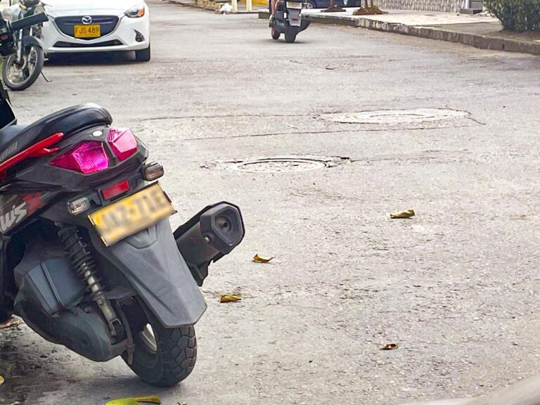 IRREGULARIDADES EN LAS PLACAS:UNA DE LAS INFRACCIONES MÁS RECURRENTES EN VILLAVICENCIO