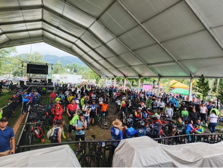 LA TRAVESÍA CICLÍSTICA BOGOTÁ-VILLAVICENCIO TIENE NUEVA FECHA.