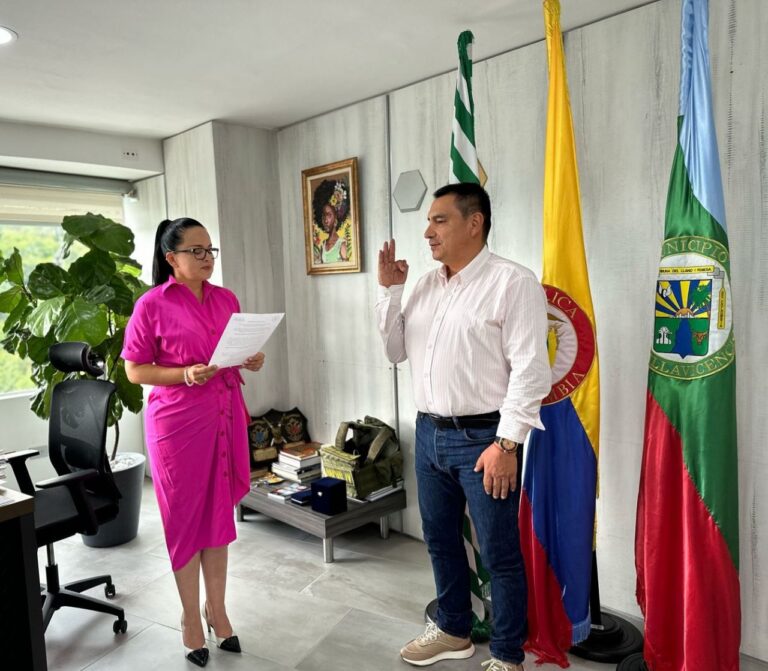 LUIS FERNANDO RAMÍREZ GARZÓN ES EL NUEVO SECRETARIO DE MOVILIDAD DE VILLAVICENCIO