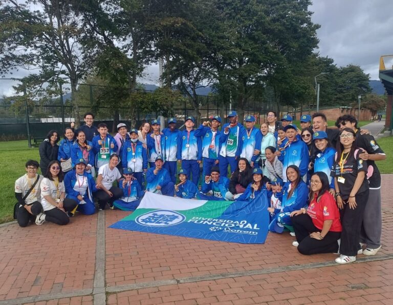 COFREM OBTUVO 17 MEDALLAS EN LA NATACIÓN DE LAS XXV OLIMPIADAS FIDES