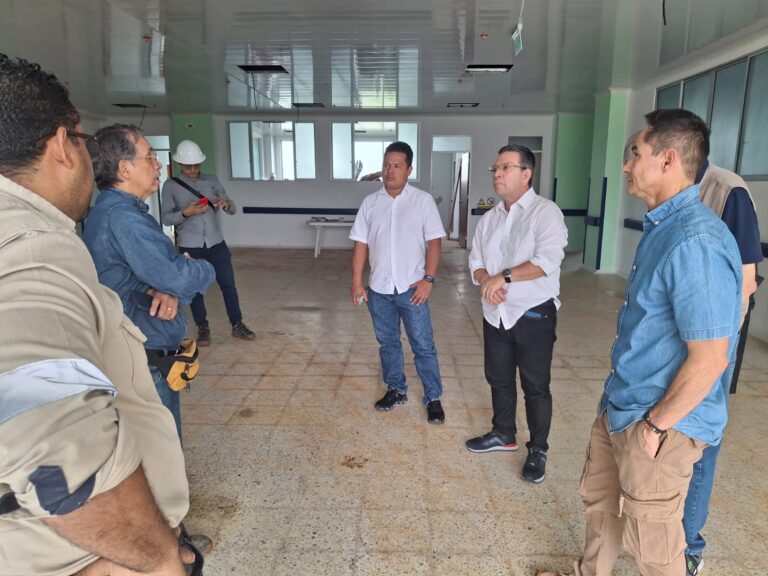 Visita técnica a obras que se adelantan en hospital local de El Dorado realizó la Secretaría de Salud del Meta