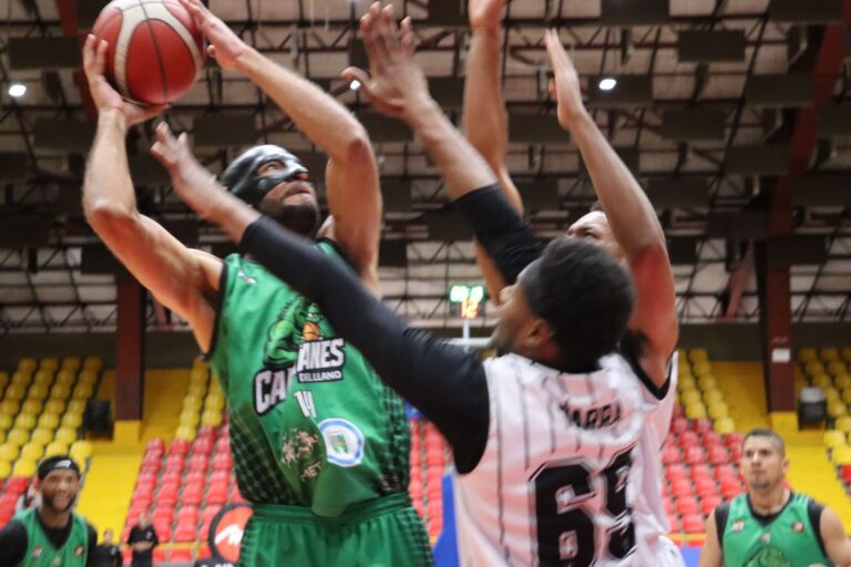 Como líder del grupo B de la Liga Betplay de Baloncesto Profesional, Caimanes del Llano juega en casa