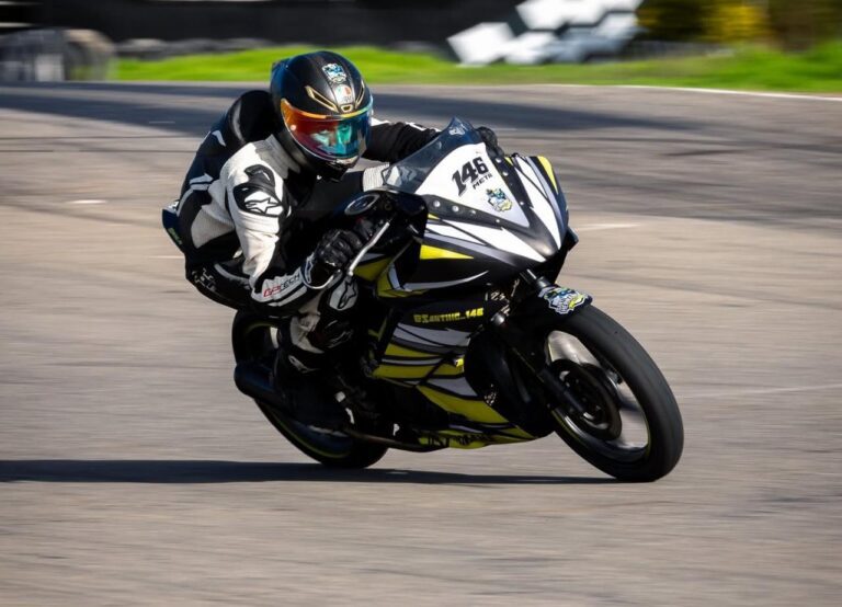 El rugir de los motores se toma el Meta con la Tercera Válida   Nacional de Moto velocidad