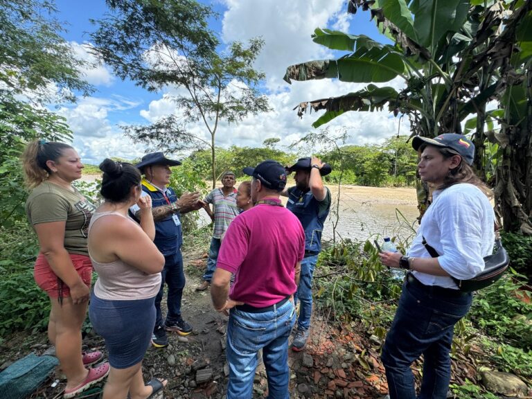 ALCALDÍA DE VILLAVICENCIO Y DELEGADOS DEL GOBIERNO NACIONAL EVALÚAN AFECTACIONES POR TEMPORADA INVERNAL