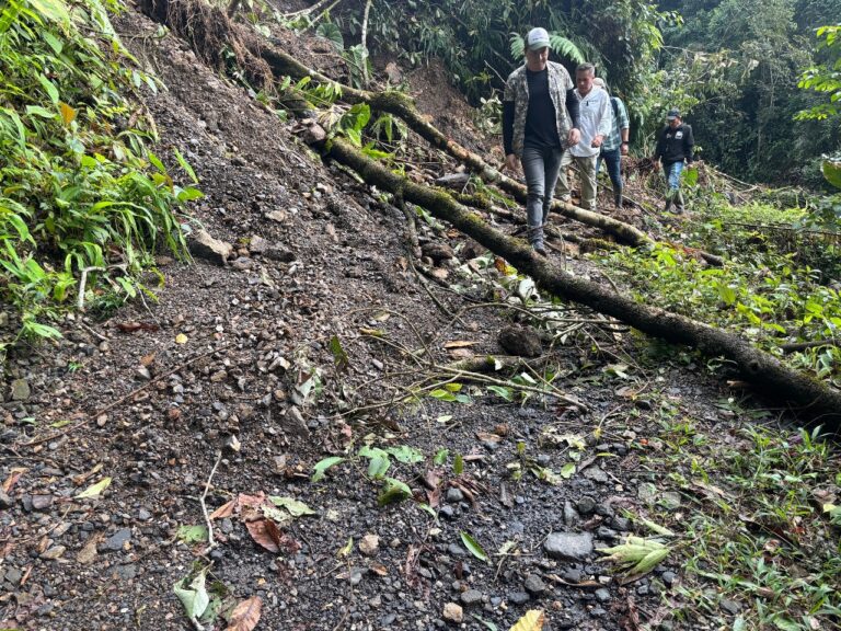 POR AFECTACIONES EN LA VÍA, SE RESTRINGE TEMPORALMENTE EL ACCESO A LAS CASCADAS DE LA VEREDA LA CUMBRE
