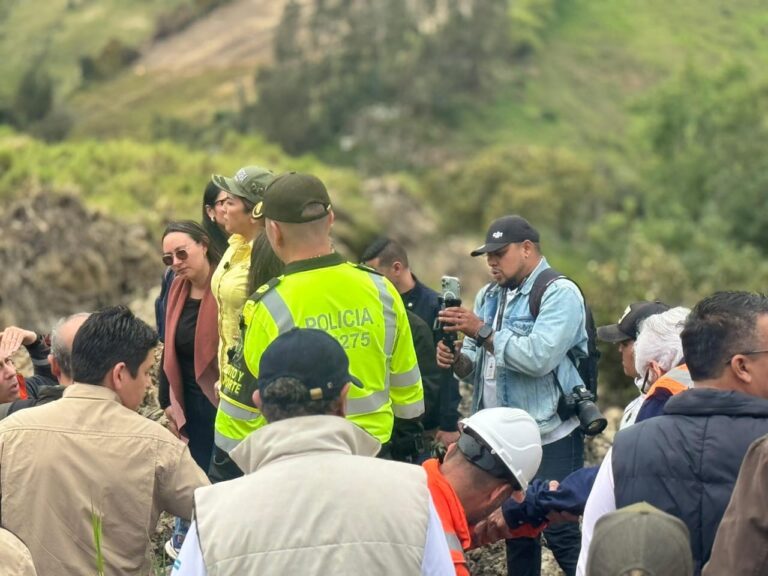 Nuevas intervenciones y búsqueda de recursos para recuperar la movilidad en la vía Bogotá-Orinoquía, fueron anunciados tras el encuentro de la ministra de Transporte y la Gobernadora del Meta en Chipaque