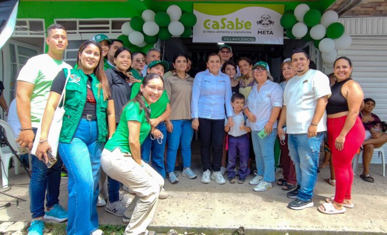 Gobernadora Rafaela Cortés dio apertura al programa de alimentación Casabe desde el barrio El Brillante, en Villavicencio