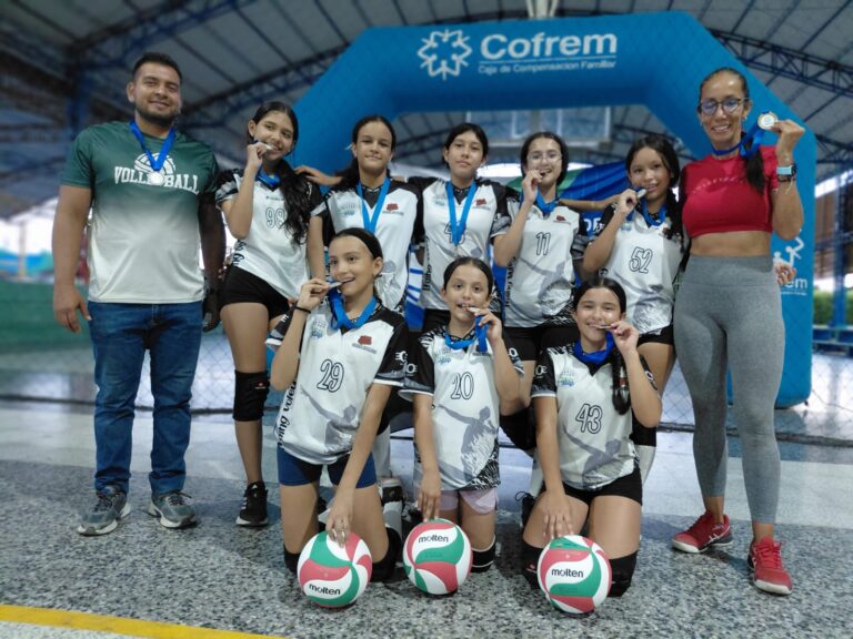 EL CLUB TRAING GANÓ EL PRIMER FESTIVAL DE MINI VOLEIBOL FEMENINO DE COFREM