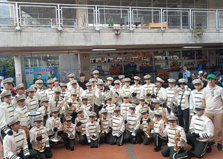 BANDA DEL COLEGIO COFREM VILLAVICENCIO DEBUTÓ GANANDO EN CONCURSO NACIONAL DE BANDAS MARCIALES