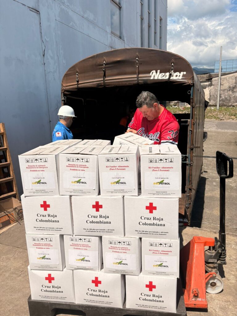 Gobernación del Meta entregó ayudas humanitarias a 300 familias de El Calvario afectadas por la emergencia vial