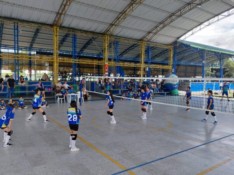 COFREM GANÓ EL FESTIVAL FEMENINO DE MINI VOLEIBOL REALIZADO EN EL PARQUE DE LA VIDA