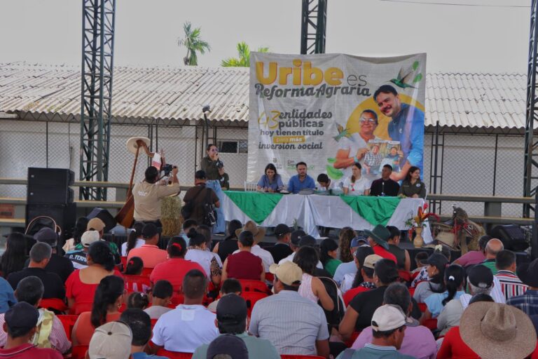 La tierra que nunca fue ajena en Uribe, Meta, hoy, por fin, es legalmente de su gente
