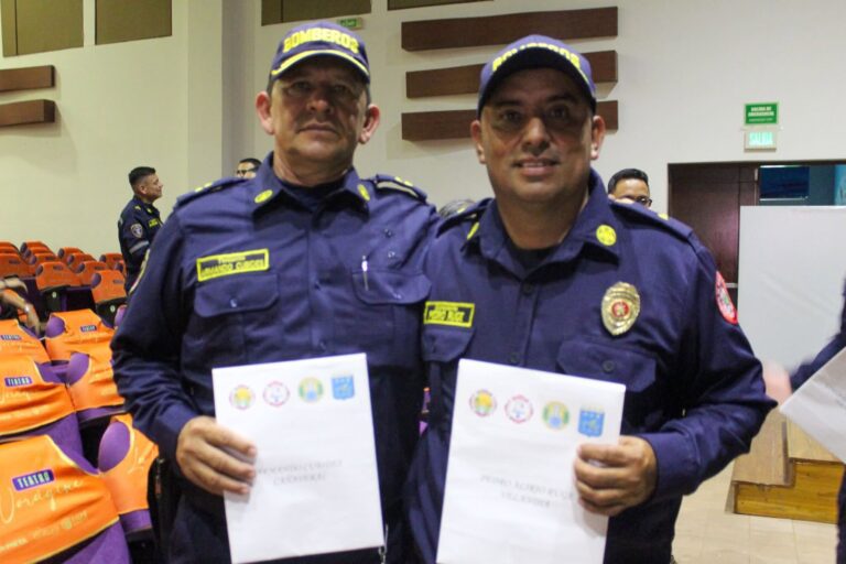 ¡formación que fortalece el servicio de los bomberos en el departamento del Meta!