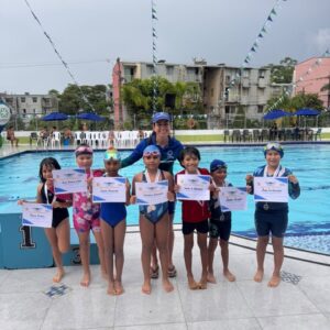 Cofrem realizó con éxito su primer Festival de Natación en Restrepo